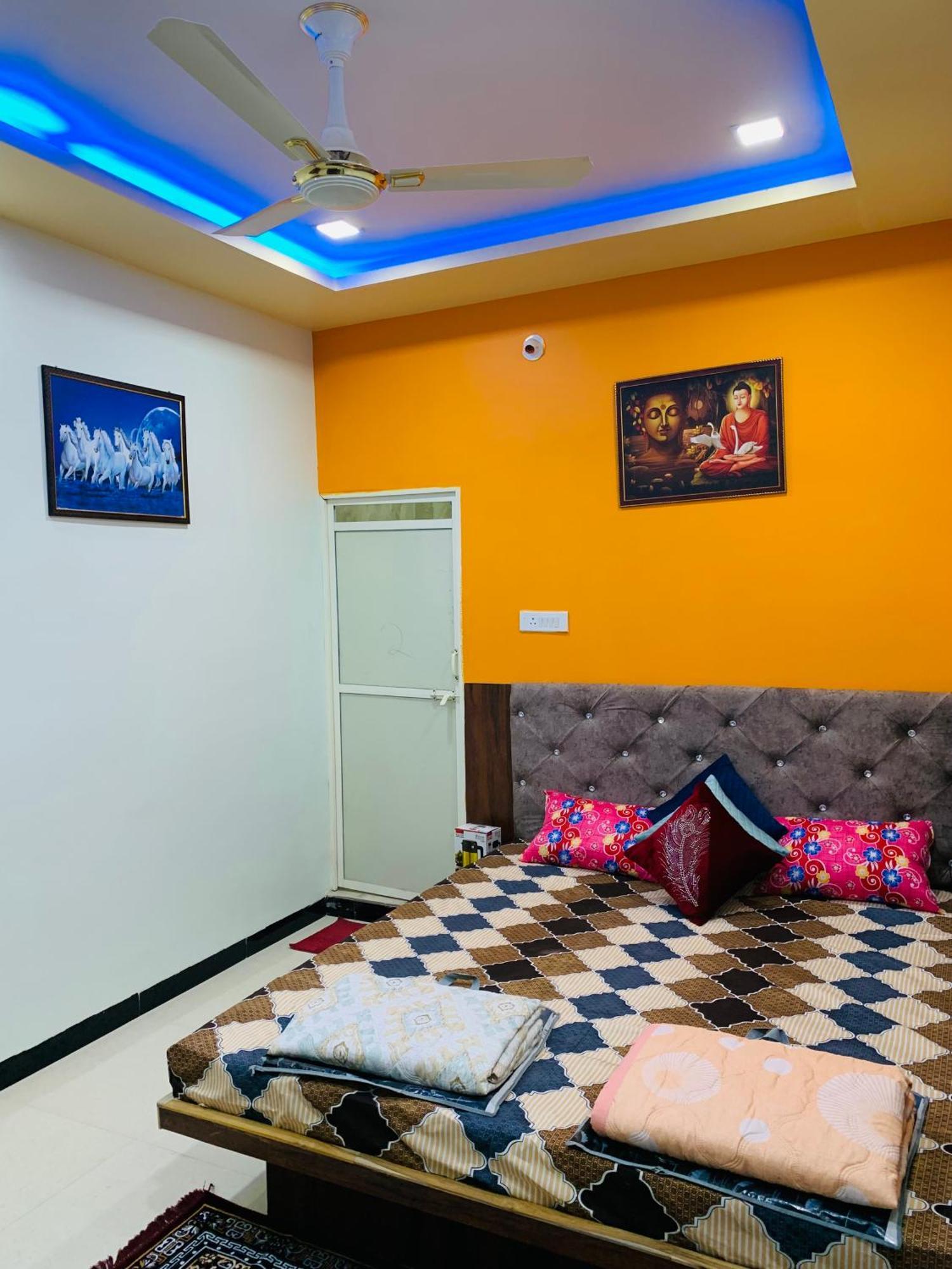 Manjushree Guest House อุจเจน ภายนอก รูปภาพ